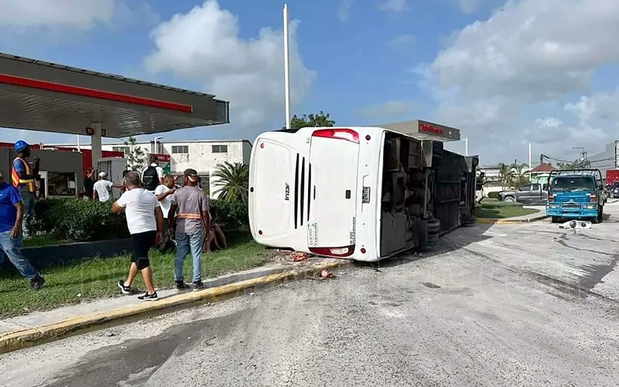Son dos las argentinas muertas por el vuelco de un ómnibus turístico en Punta Cana ACCIDENTE FATAL