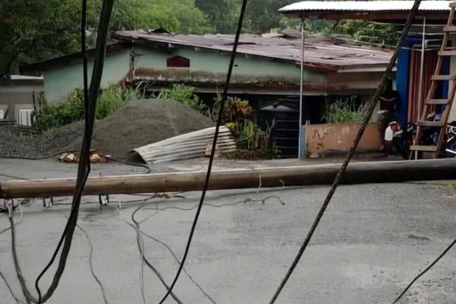 Huracán Melissa de categoría 5 azota el Caribe con vientos de 282 km/h