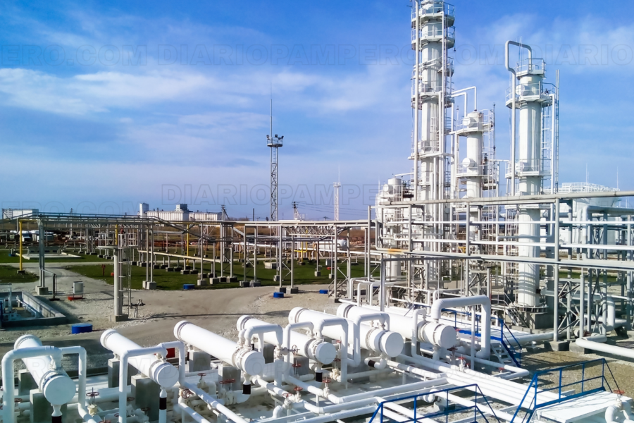 El  petróleo supera los 119 dólares y su máximo desde 2022