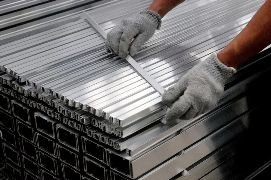 La industria metalúrgica cayó 4,1% en marzo