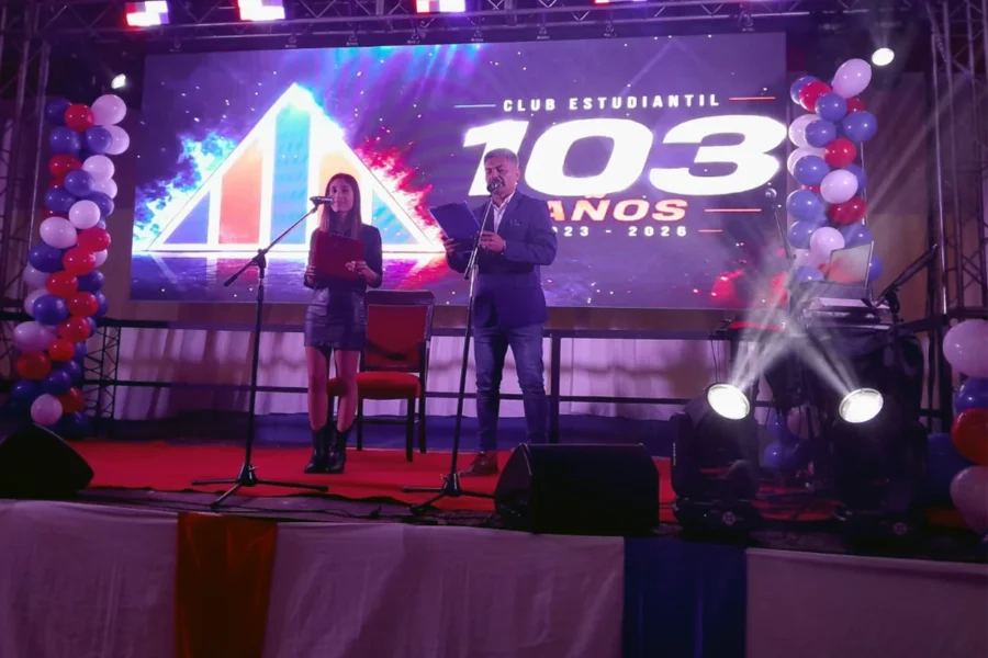 El club Estudiantil celebró sus 103 años