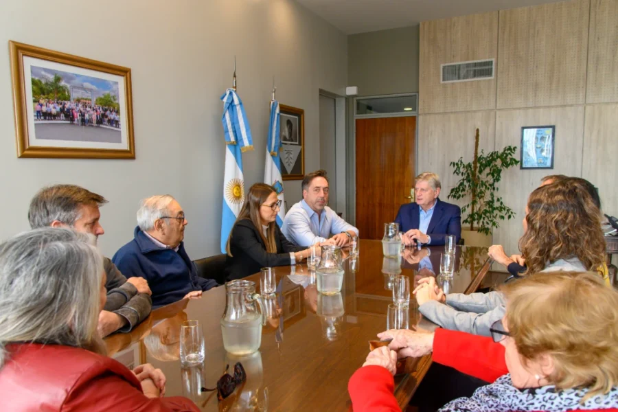 Ziliotto recibió expertos que impulsan acciones judiciales contra la Ley de Glaciares