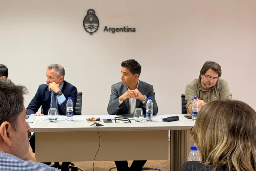 La Pampa defendió la continuidad de la obra pública