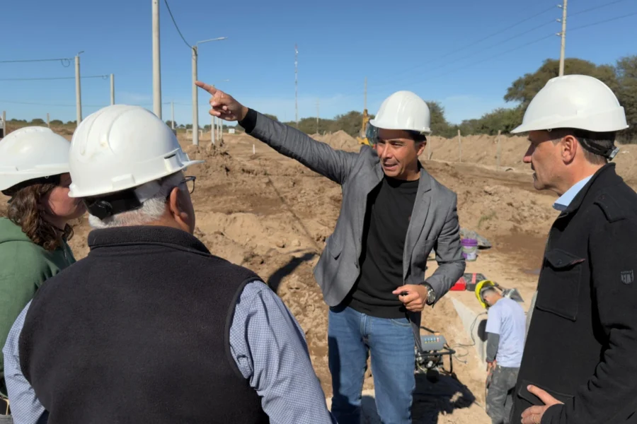 Santa Rosa avanza con obras urbanas para 580 familias en el sector sudeste