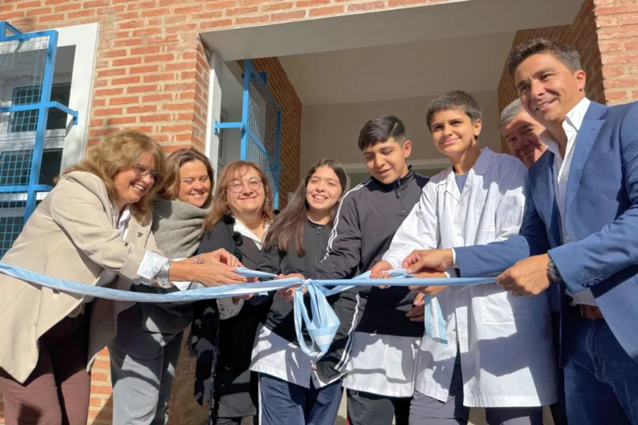 General Pico inauguró espacios renovados en el colegio secundario Educadores Pampeanos