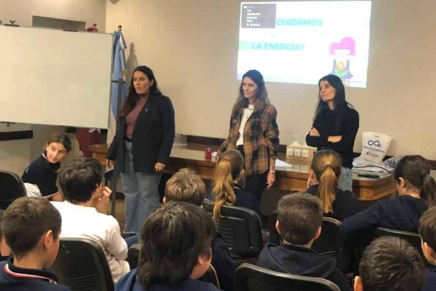 Secretaría de Energía y Minería realizó actividades educativas en Intendente Alvear