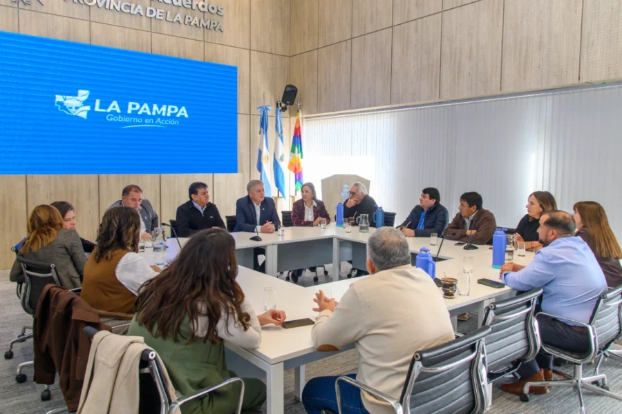 La Pampa firmó un convenio con UATRE y RENATRE