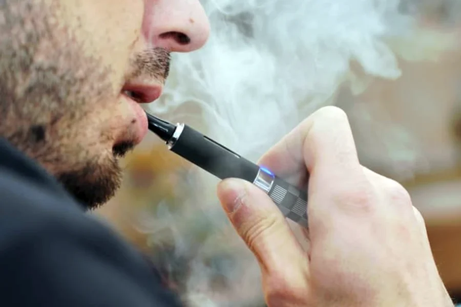 La Sociedad Argentina de Cardiología alertó por el avance del vapeo entre adolescentes