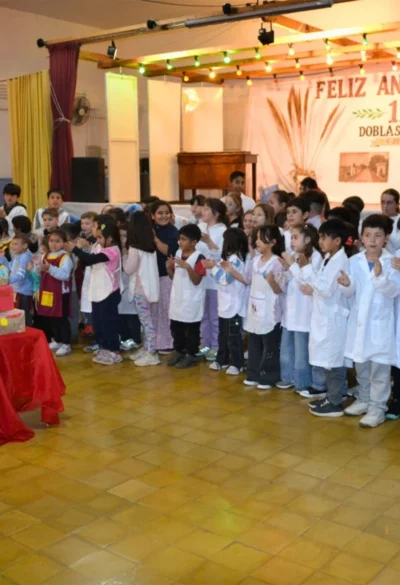 Doblas celebró los 115 años de la Escuela N° 83 con un multitudinario acto