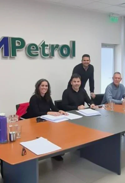 Pampetrol y Ribeiro formalizaron el acuerdo para la transición operativa de El Medanito