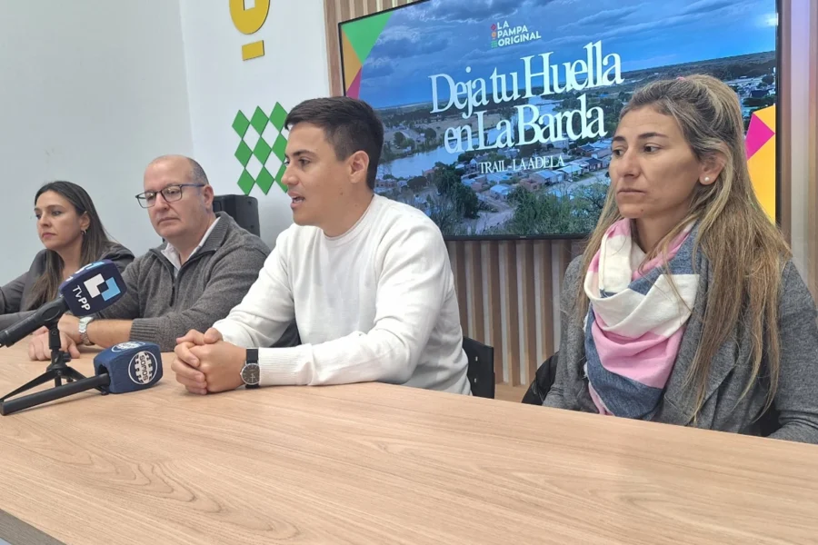 La Adela proyecta su potencial turístico con la novena edición del trail