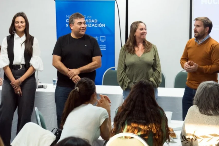 Capacitación sobre IA acercó herramientas prácticas para el desarrollo de proyectos