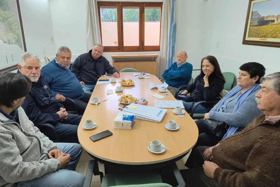 Productores pampeanos reciben aportes para fortalecer el manejo sustentable del bosque nativo