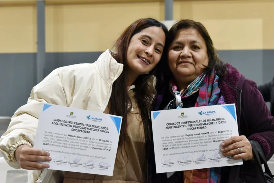 Entregaron certificados en Cuidados Profesionales para personas con discapacidad