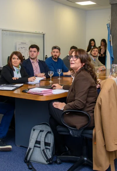 La Provincia amplía el apoyo financiero para PyMEs y familias