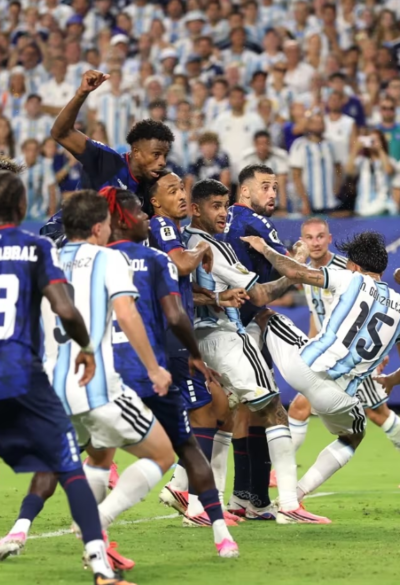 Argentina supera a Cabo Verde en tiempo suplementario