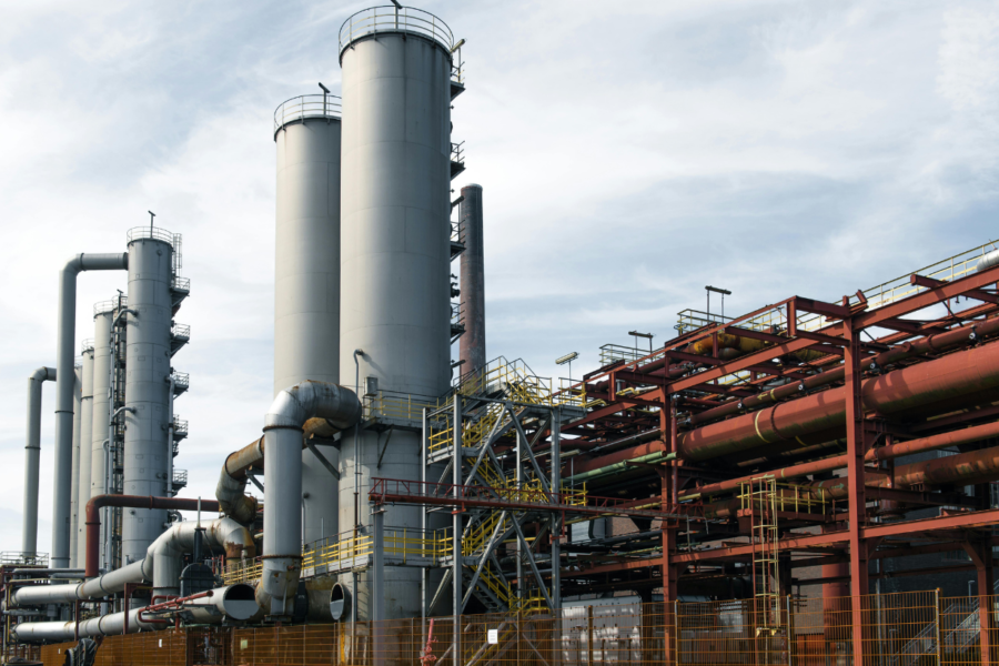 La producción industrial volvió a caer en junio