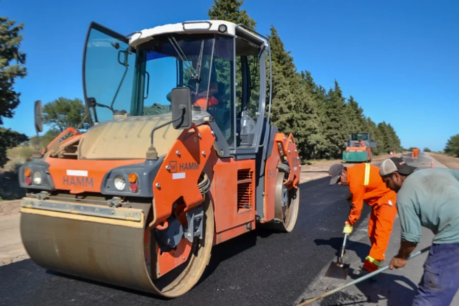 La Pampa impulsa cinco nuevas obras sobre rutas provinciales con recursos propios