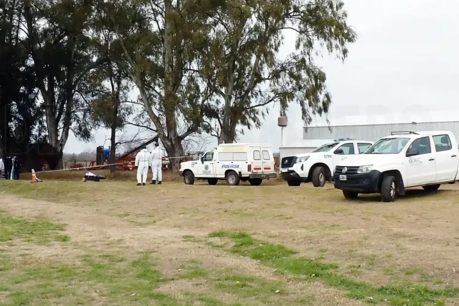 Hallaron a un hombre sin vida dentro de una camioneta en Ingeniero Luiggi