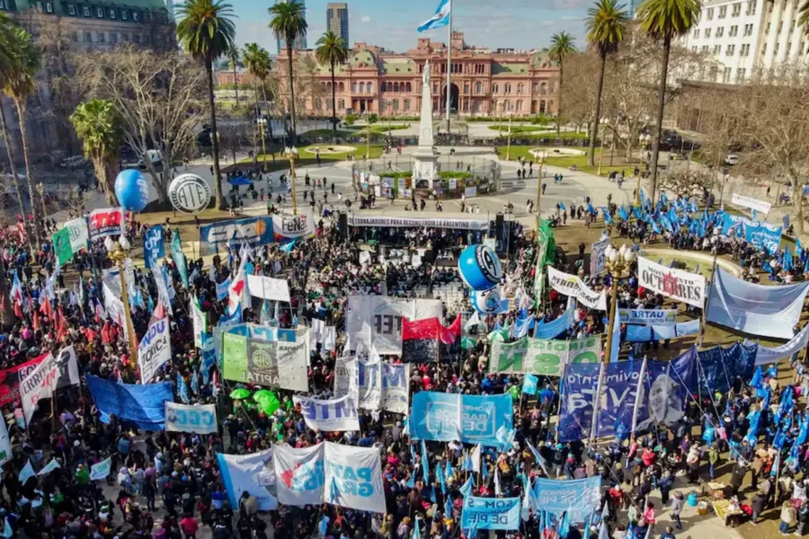 Marcha de los endeudados el día 20 de agosto