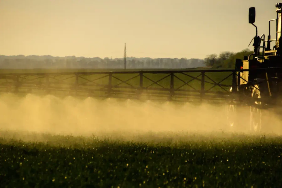Misiones eliminó la prohibición del glifosato y desató la polémica
