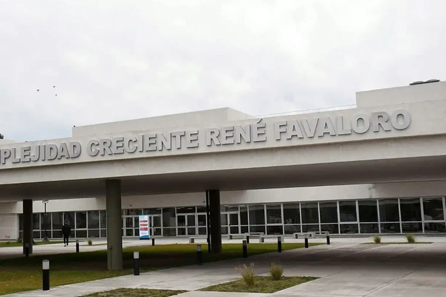 Un hombre baleado en General Acha permanece internado